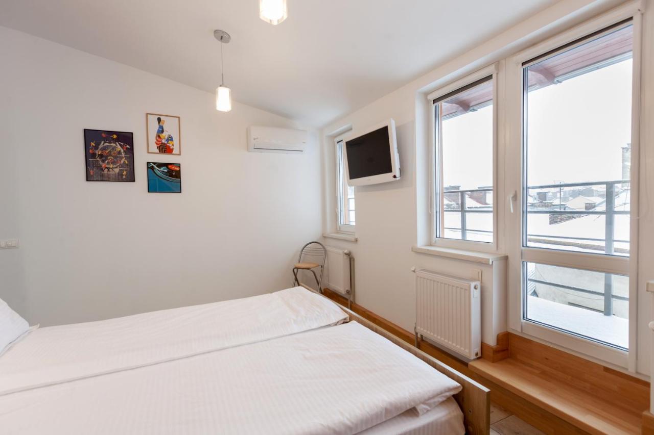 Apartament 7