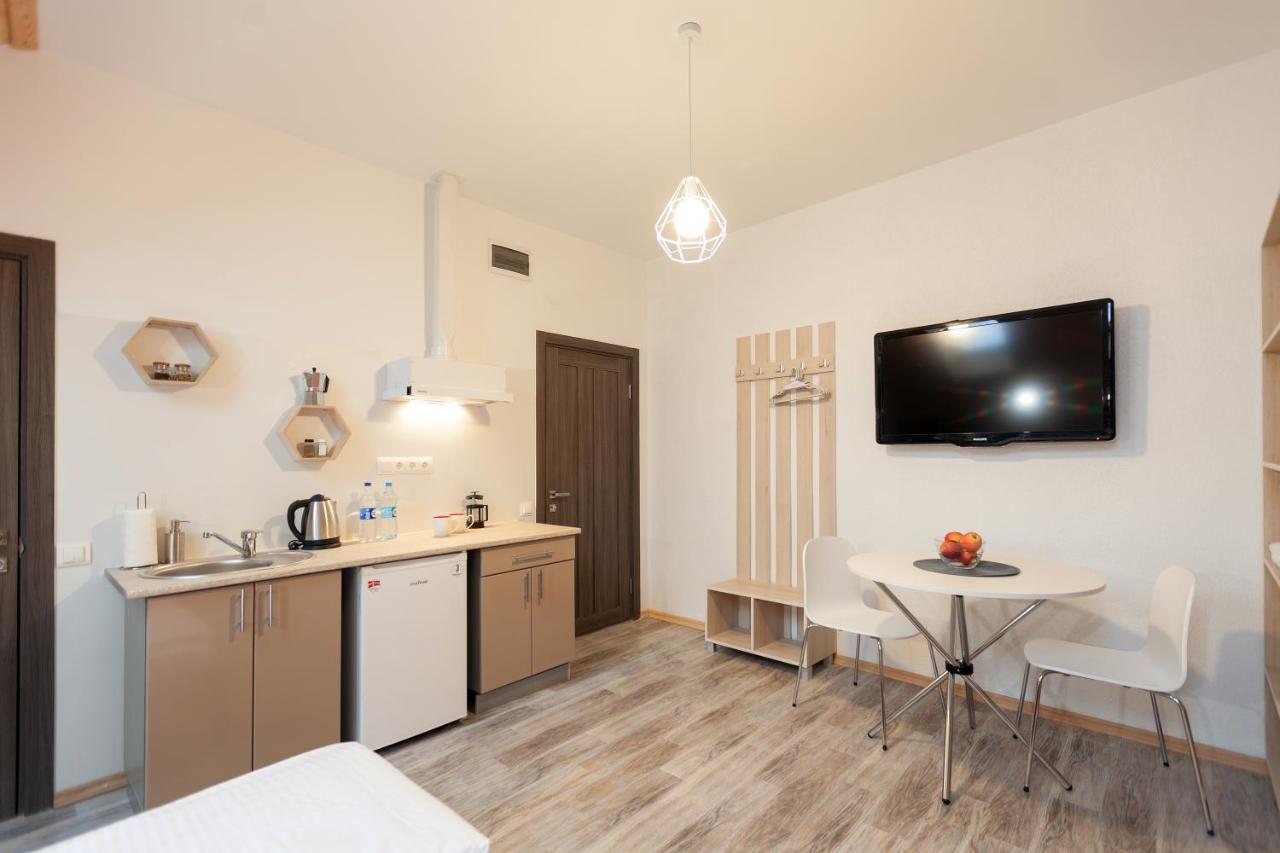 Apartament 7 *